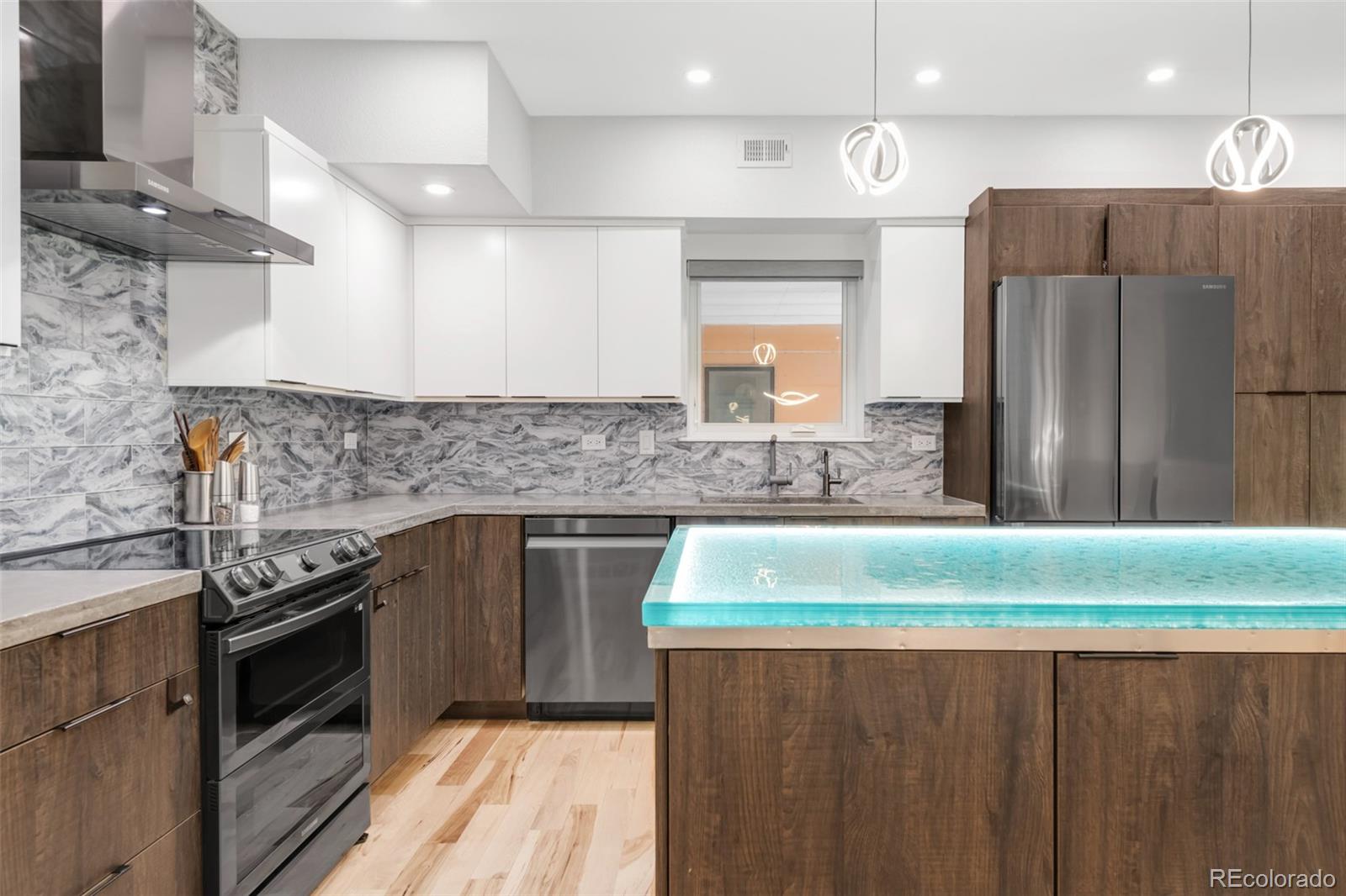 3295 Blake Street 102