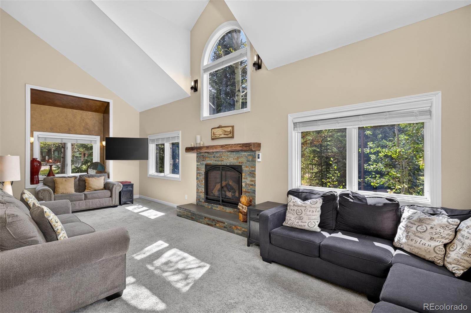 1210 Brooks Hill Drive