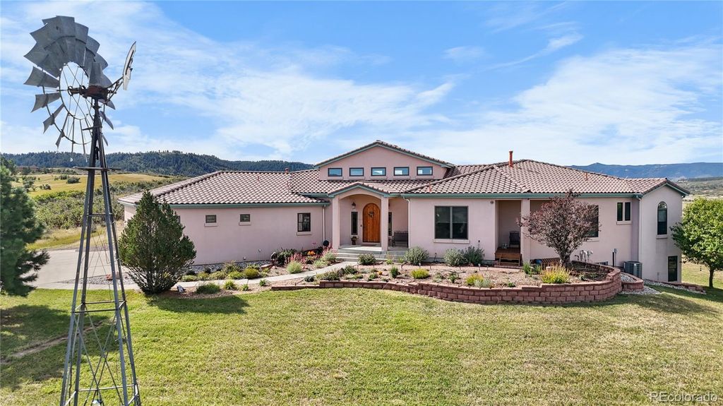 Photo of 3589 Winterhawk Circle, Castle Rock, CO 80104 (MLS # 5637953)