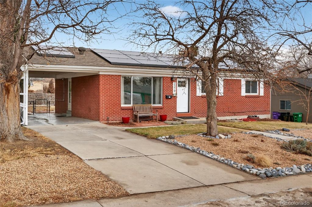 Photo of 3379 W Wagon Trail Drive, Englewood, CO 80110 (MLS # 2074576)