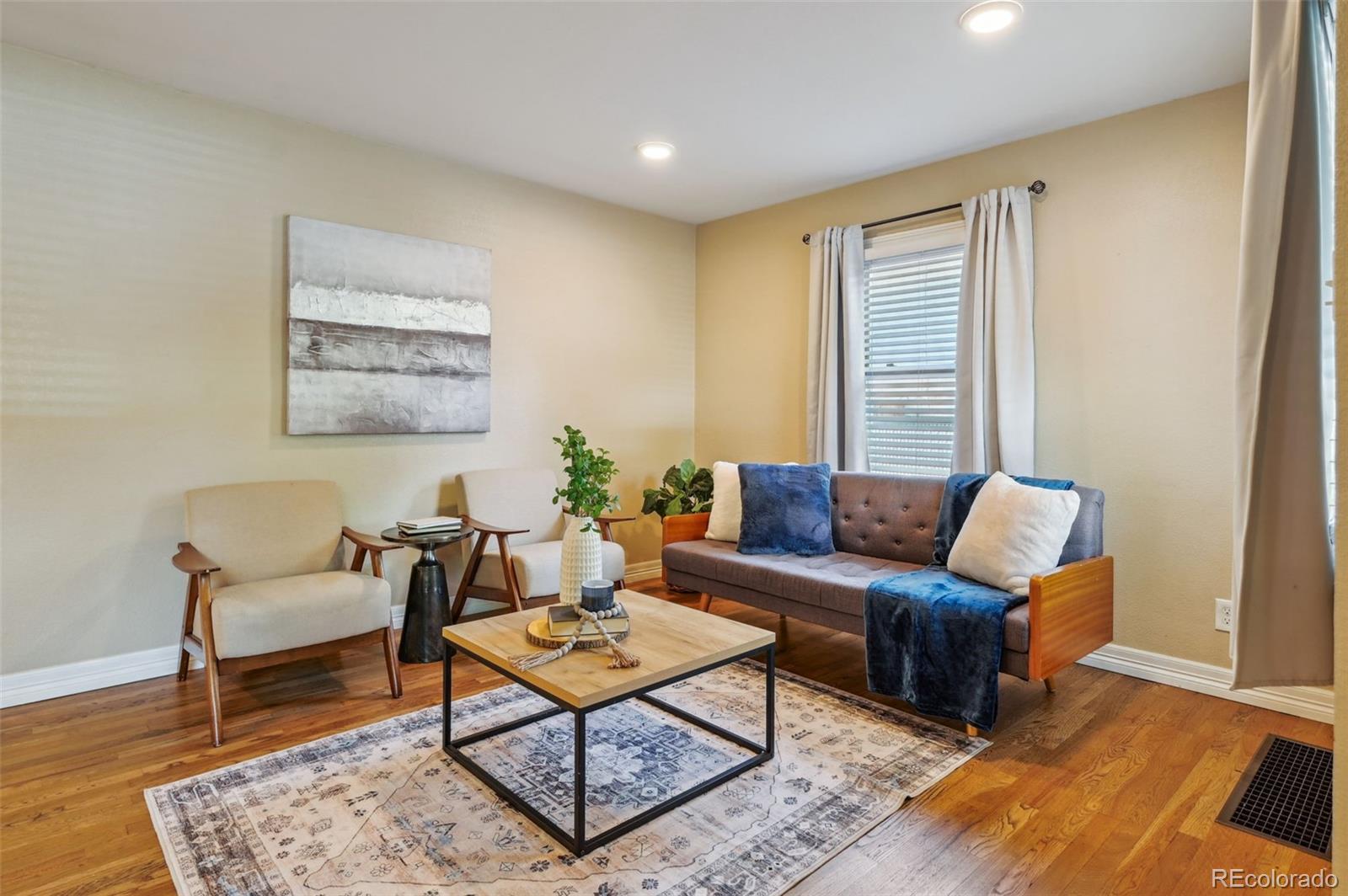 107 N Logan Avenue