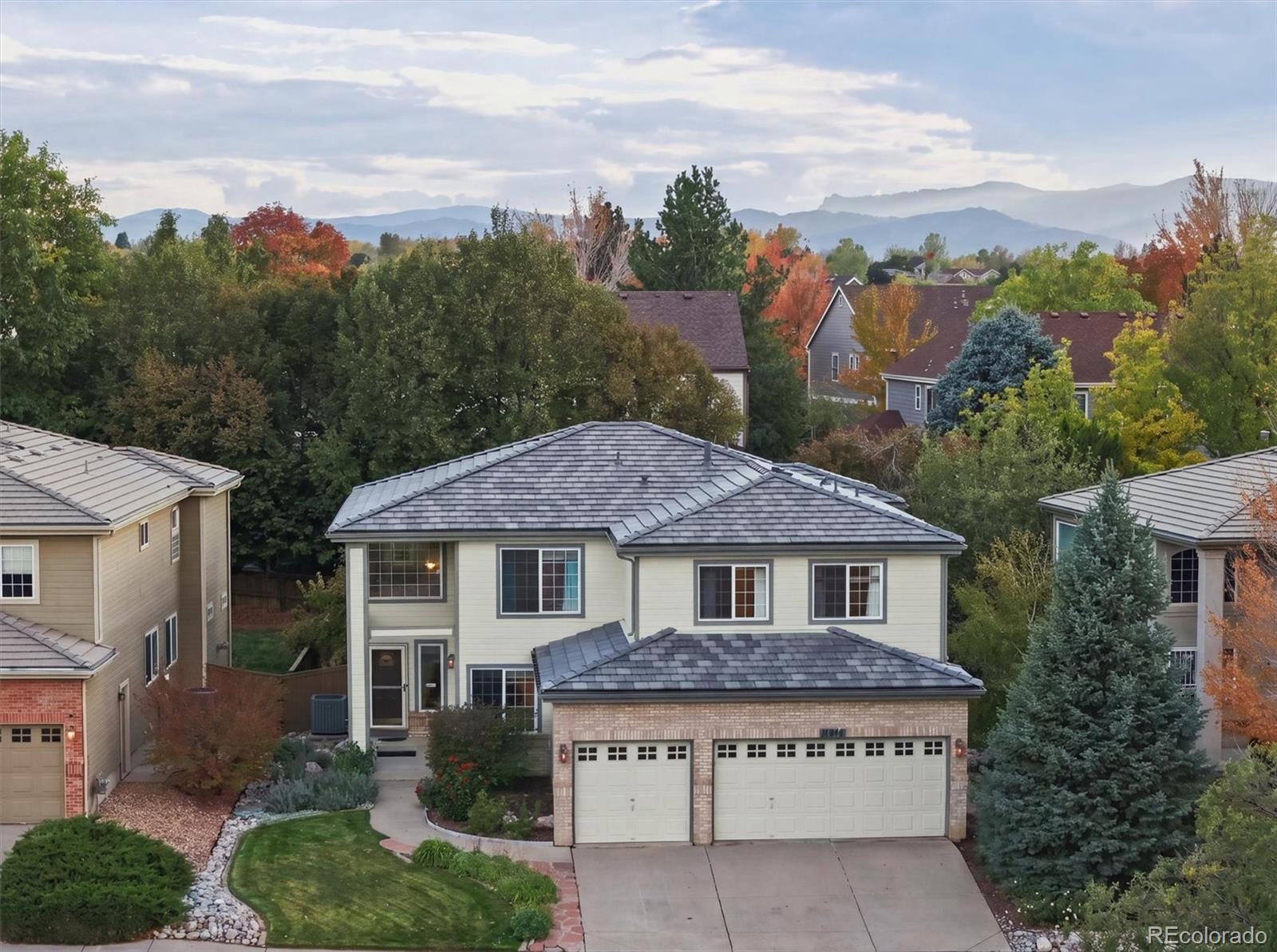 2214 Cactus Bluff Avenue in Highlands Ranch, Highlands Ranch CO