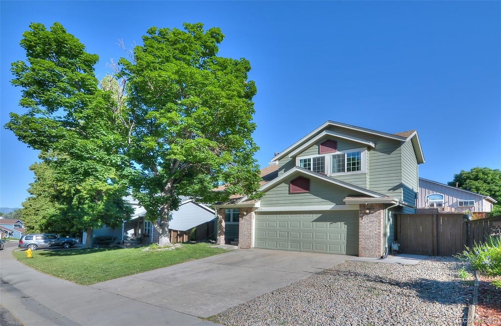 Photo of 1025 Brittany Way, Littleton, CO 80126 (MLS # 5054211)