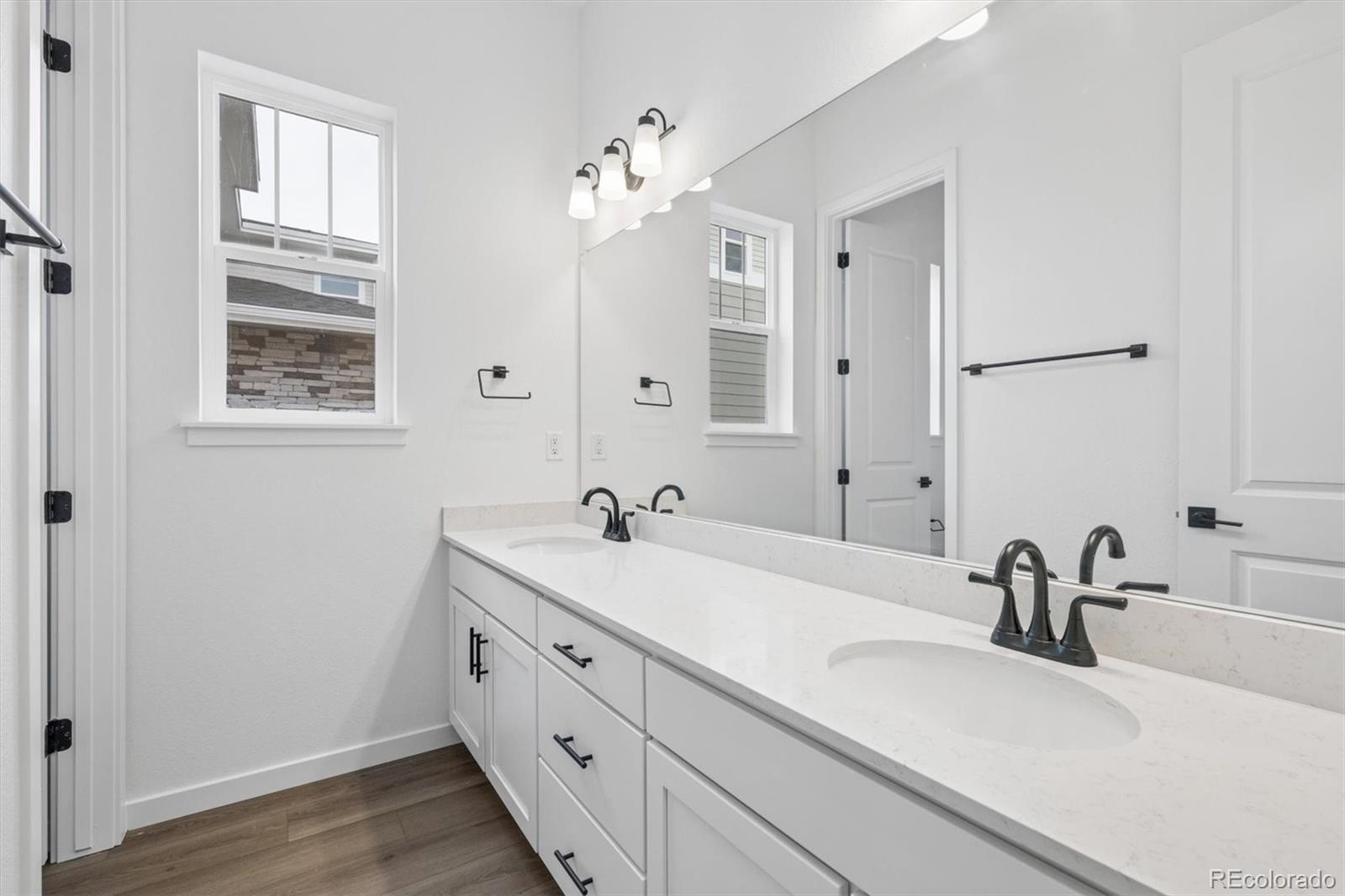 3771 Emerald Shore Circle