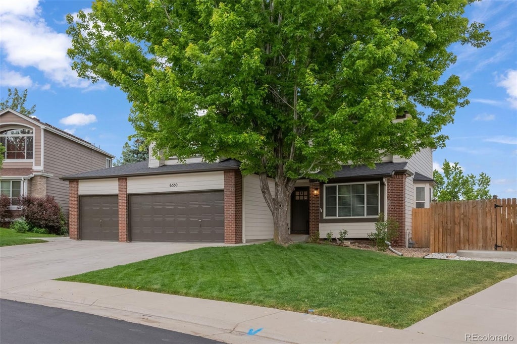 Photo of 6550 S Oak Court, Littleton, CO 80127 (MLS # 4000596)