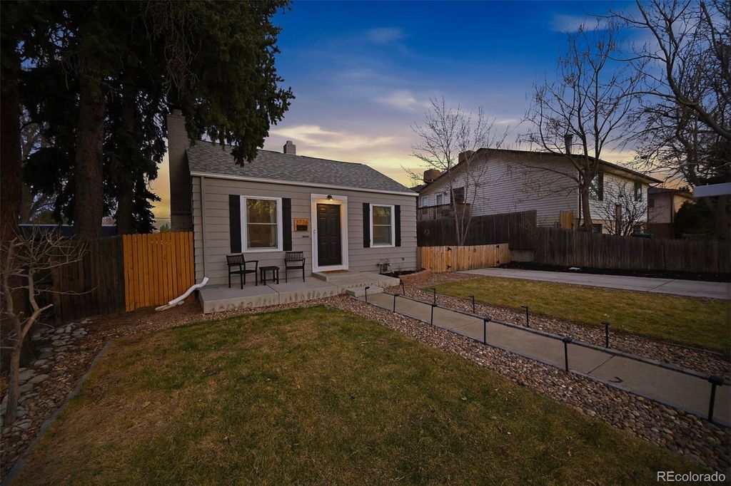 Photo of 3726 S Sherman Street, Englewood, CO 80113 (MLS # 8703687)