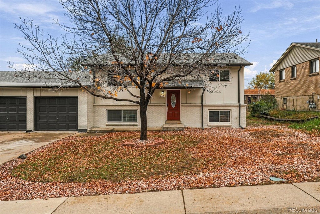 Photo of 912 S Zephyr Court #902, Lakewood, CO 80226 (MLS # 9791540)