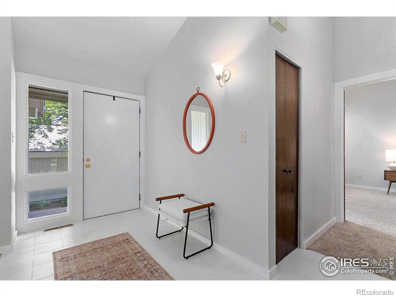 825 Warren Lndg