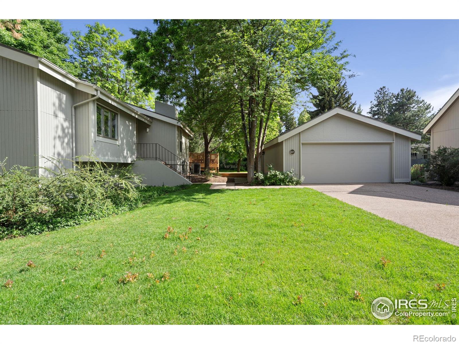 825 Warren Lndg