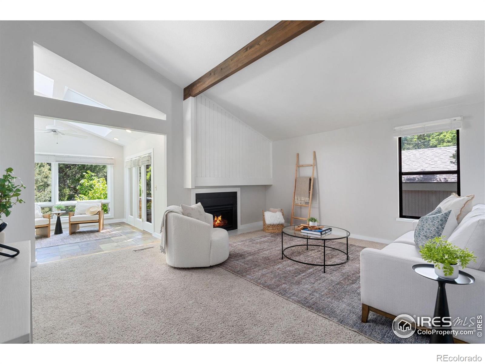 825 Warren Lndg