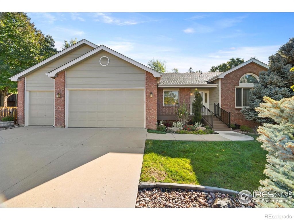 Photo of 3890 Kremmling Drive, Loveland, CO 80538 (MLS # IR1044710)