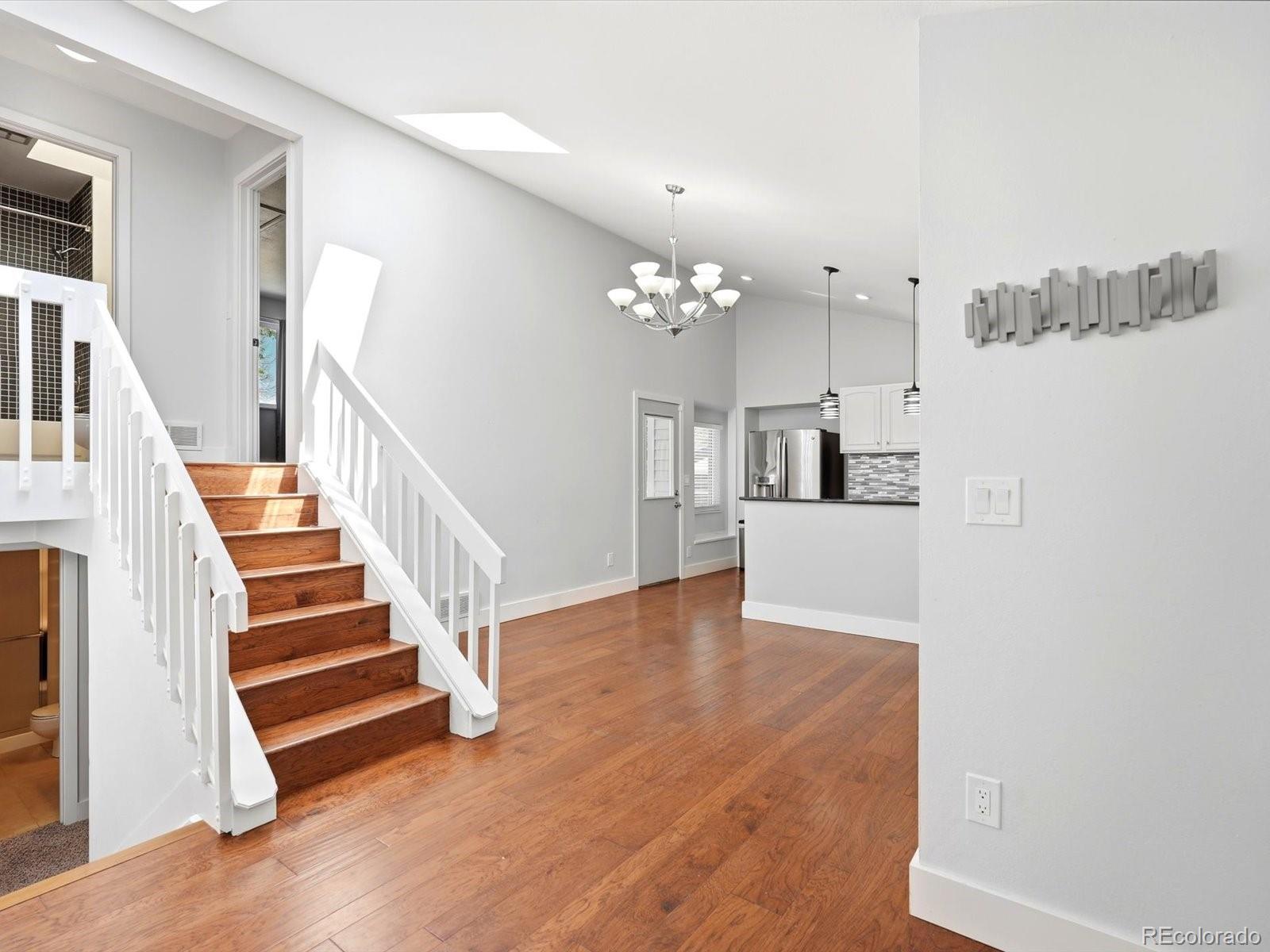 6691 Deframe Court