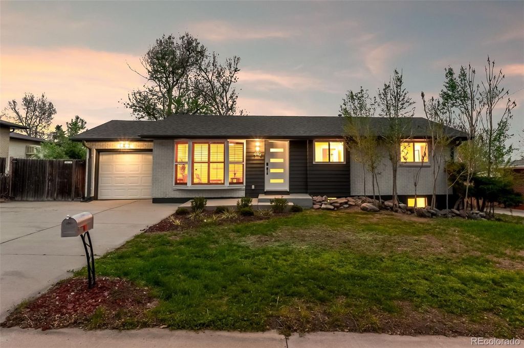 Photo of 440 S Lee Street, Lakewood, CO 80226 (MLS # 1644788)