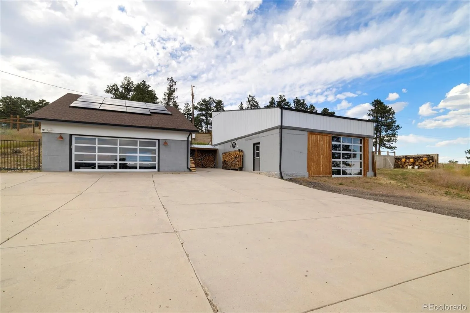 Golden, Colorado 80403, United States, 5 Bedrooms Bedrooms, ,3 BathroomsBathrooms,Residential,Active,171009