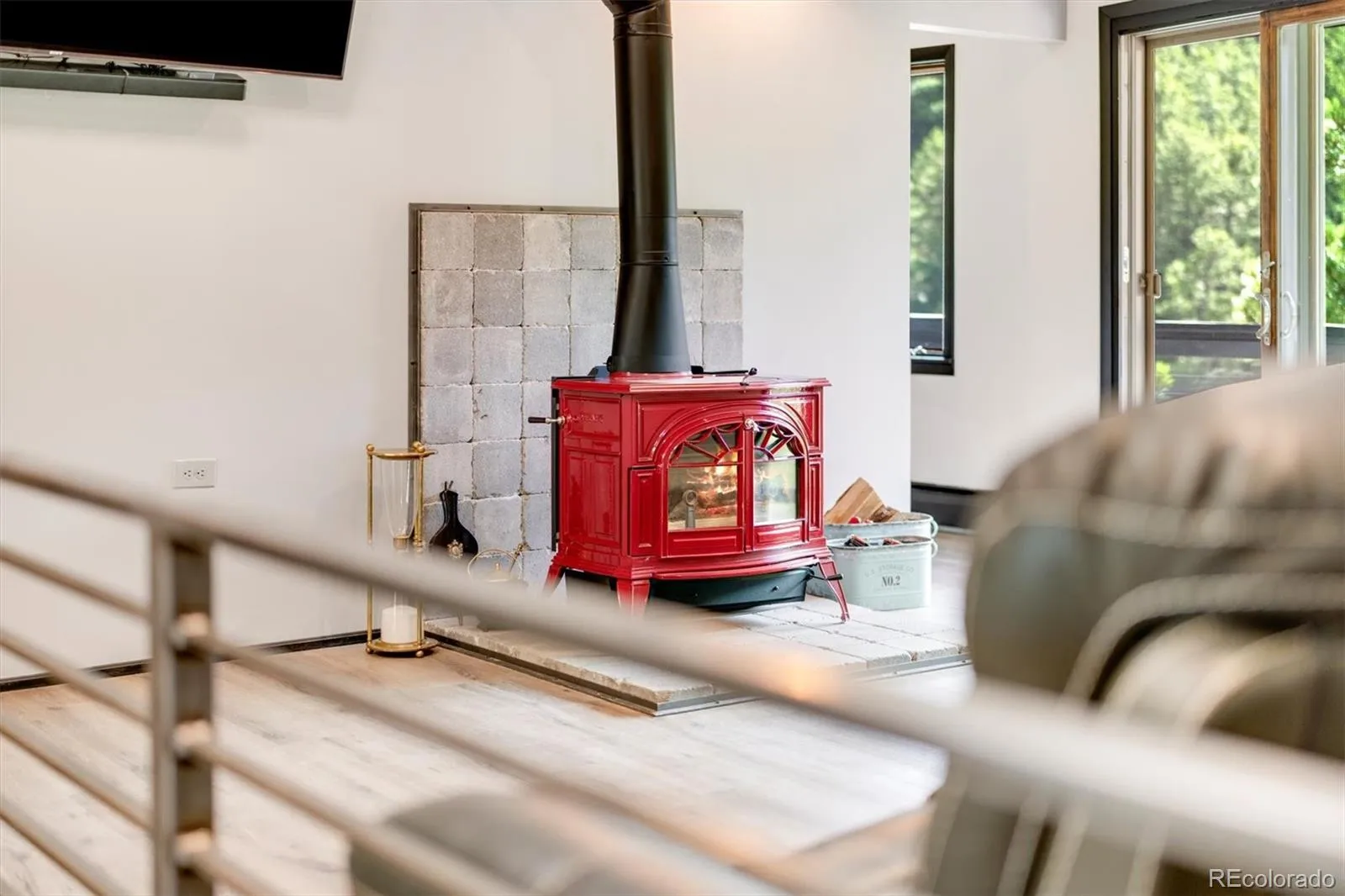 Golden, Colorado 80403, United States, 5 Bedrooms Bedrooms, ,3 BathroomsBathrooms,Residential,Active,171009