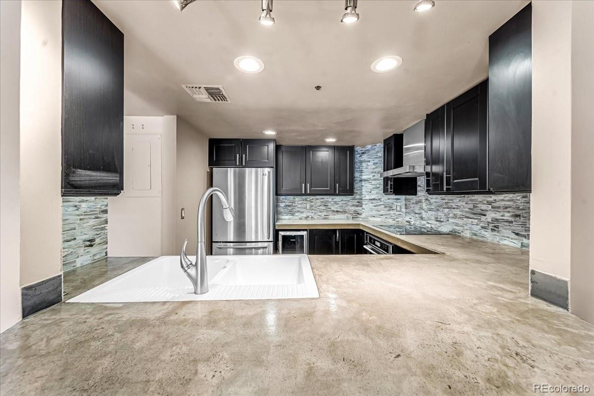 350 Detroit Street 103