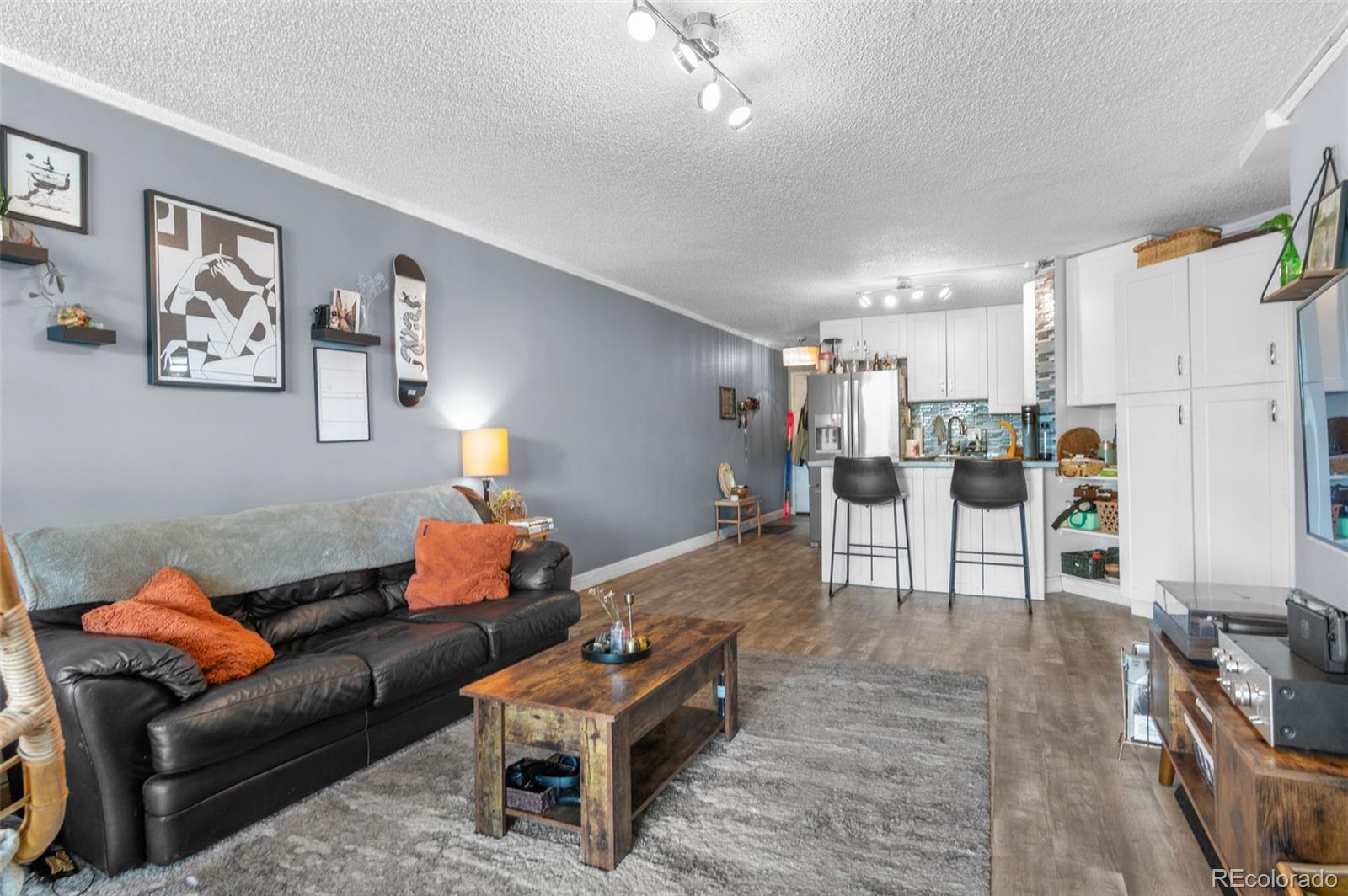 550 E 12th Avenue 401