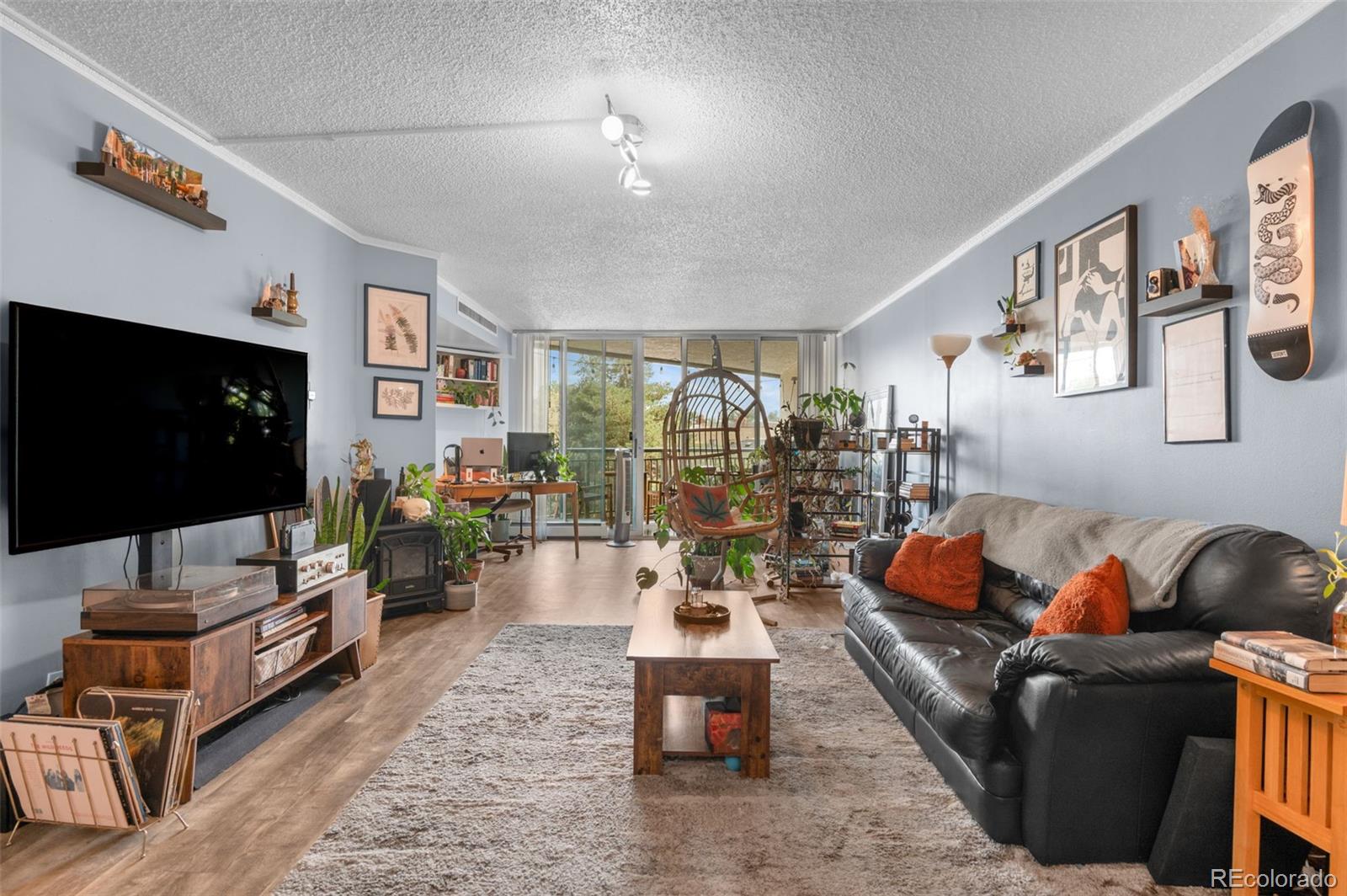 550 E 12th Avenue 401