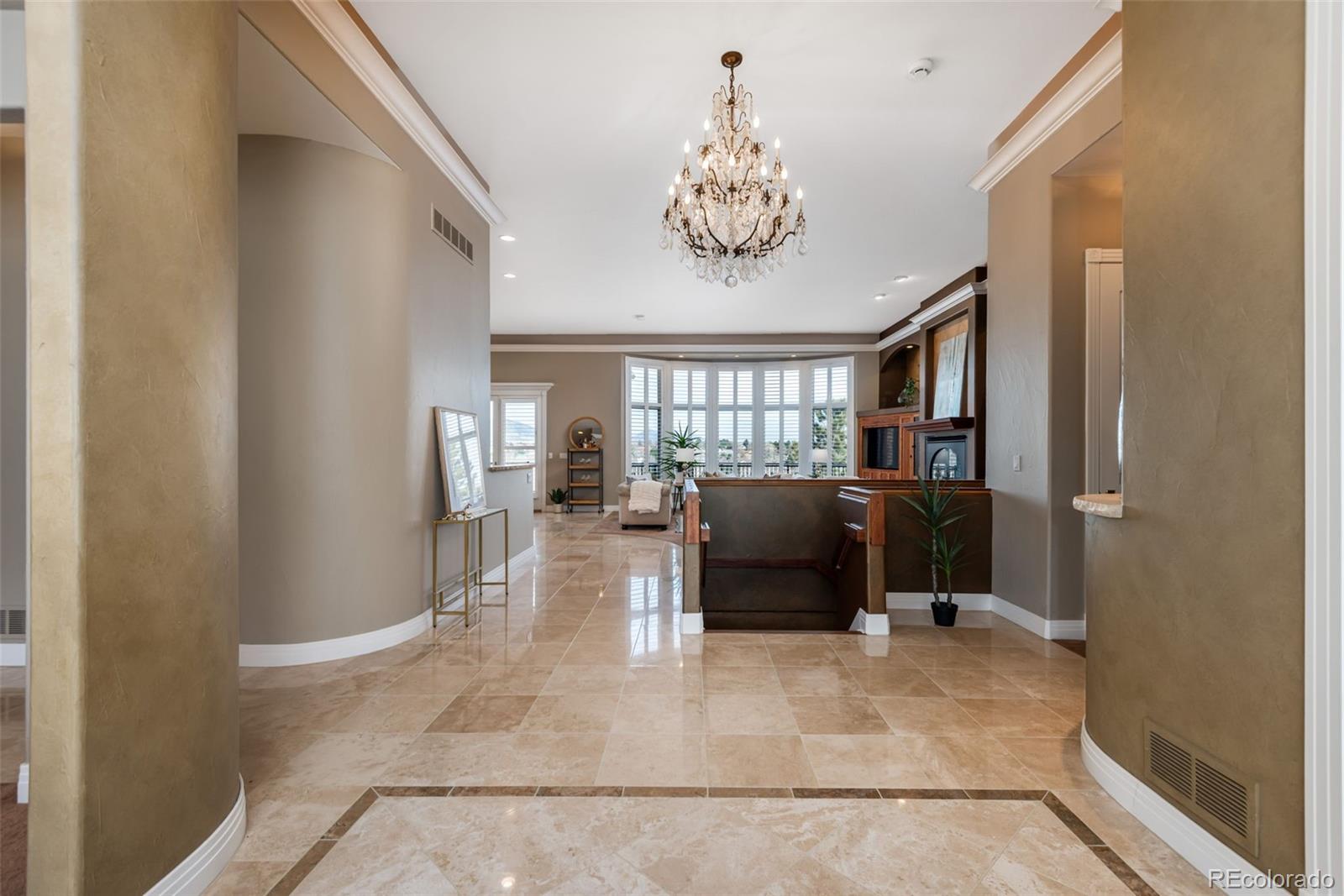 5495 Eldridge Street