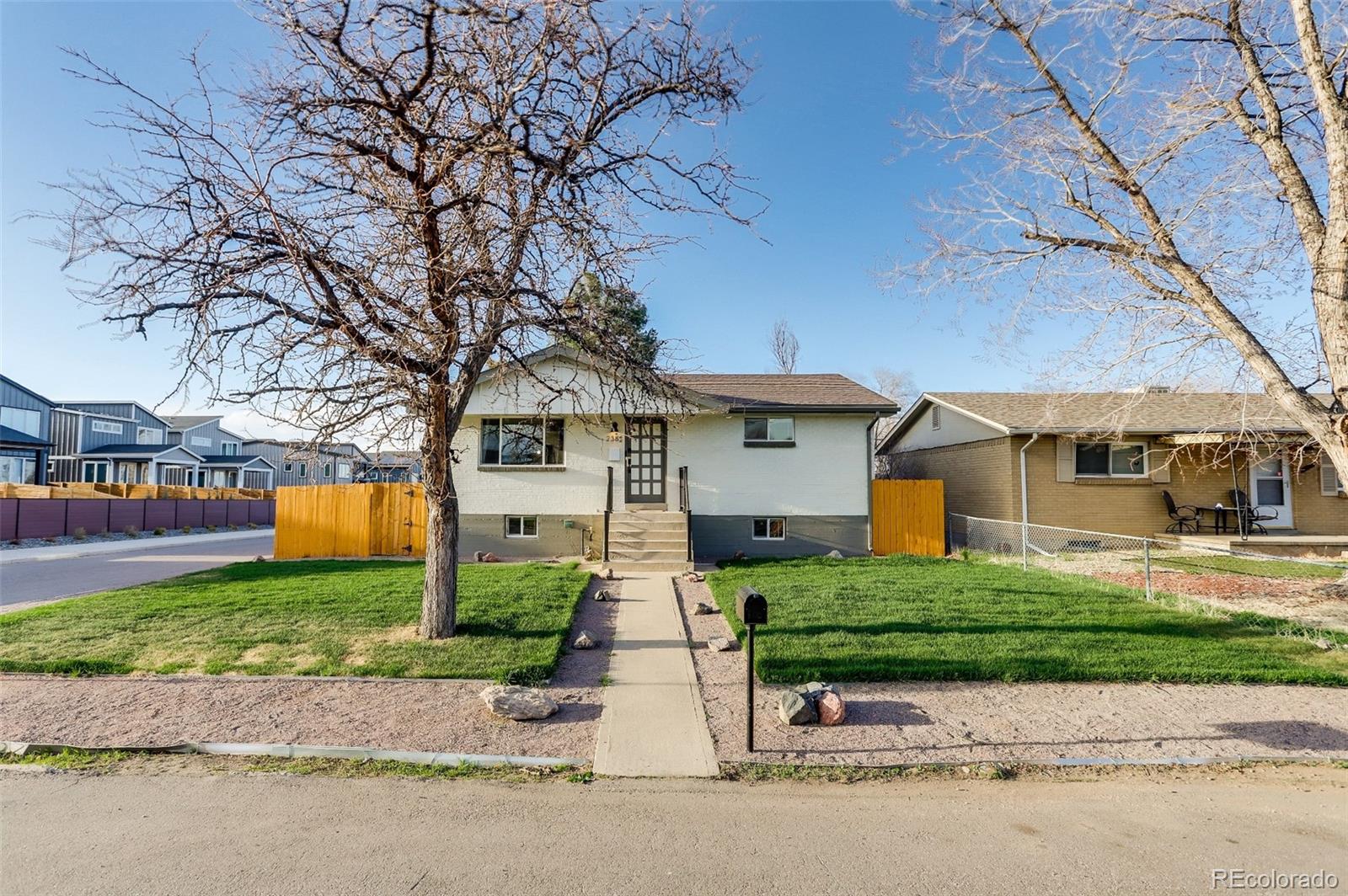 2381 W 57th Avenue