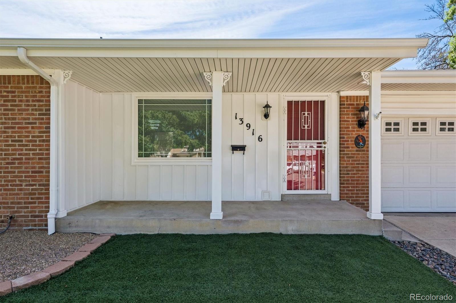 13916 E Alabama Place