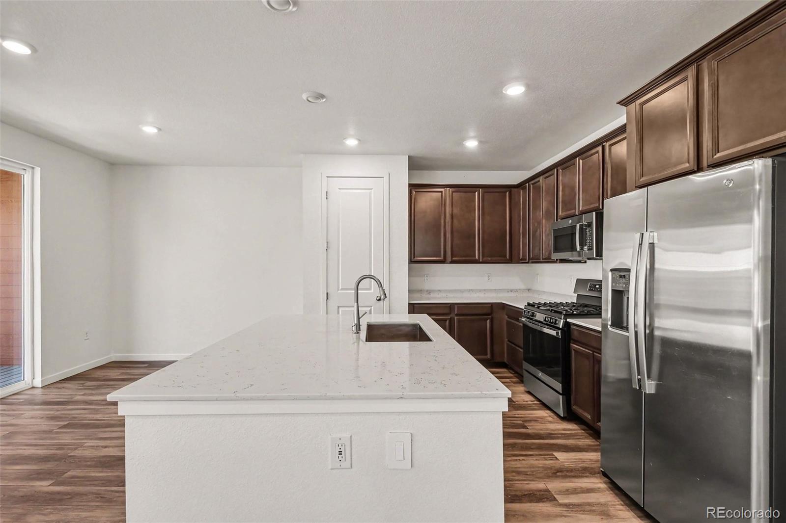 17409 E 95th Place