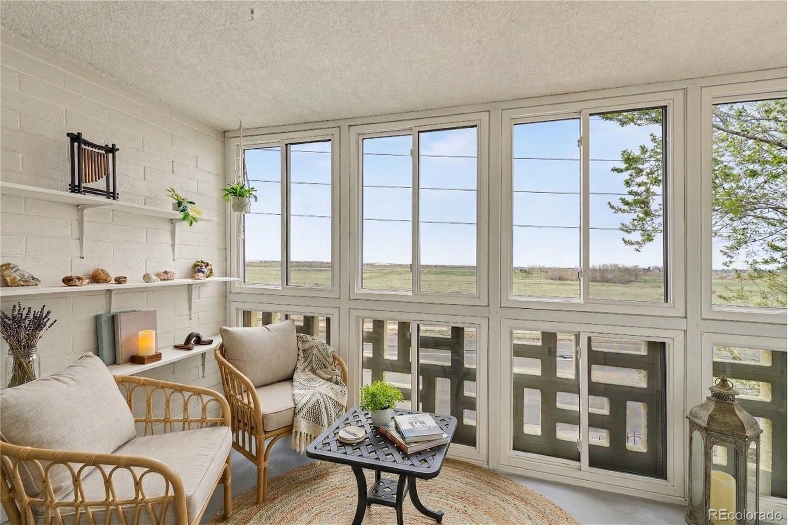 300 S Clinton Street 8C