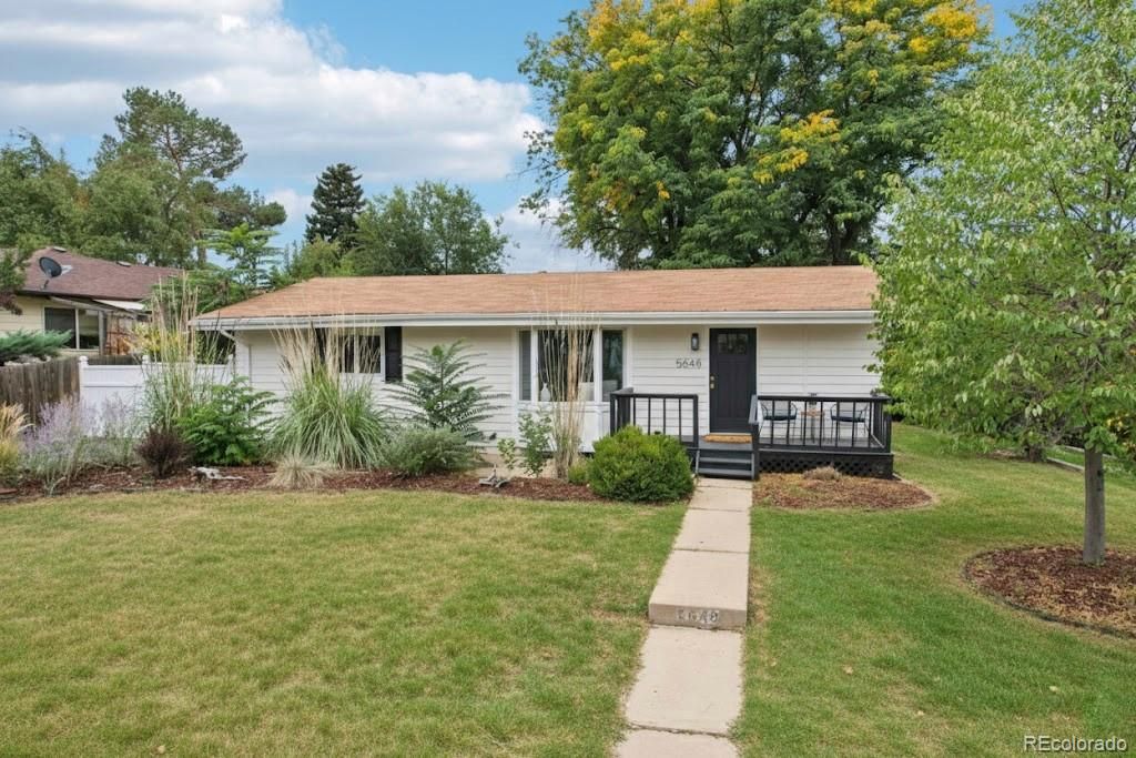 Photo of 5648 E Greenwood Place, Denver, CO 80222 (MLS # 2485358)