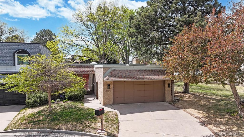 Photo of 153 S Vance Court, Lakewood, CO 80226 (MLS # 2687680)