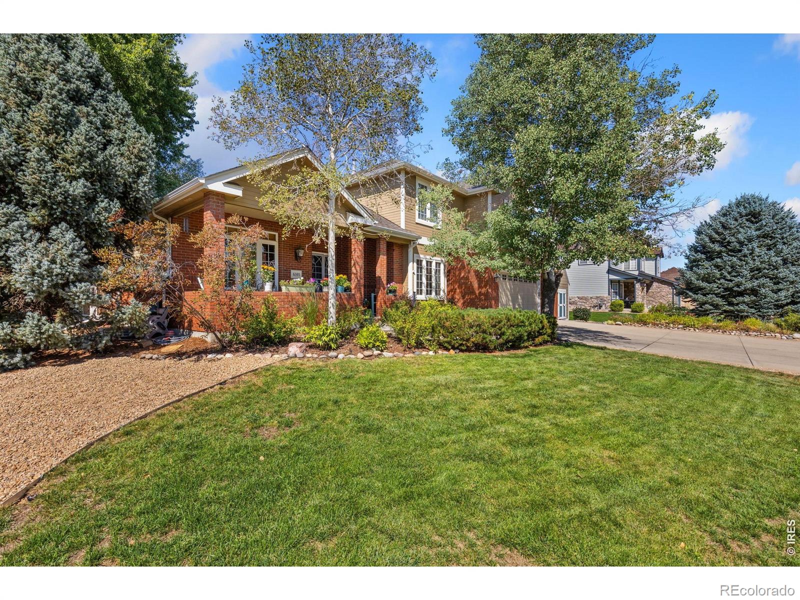 6595 Saddleback Avenue