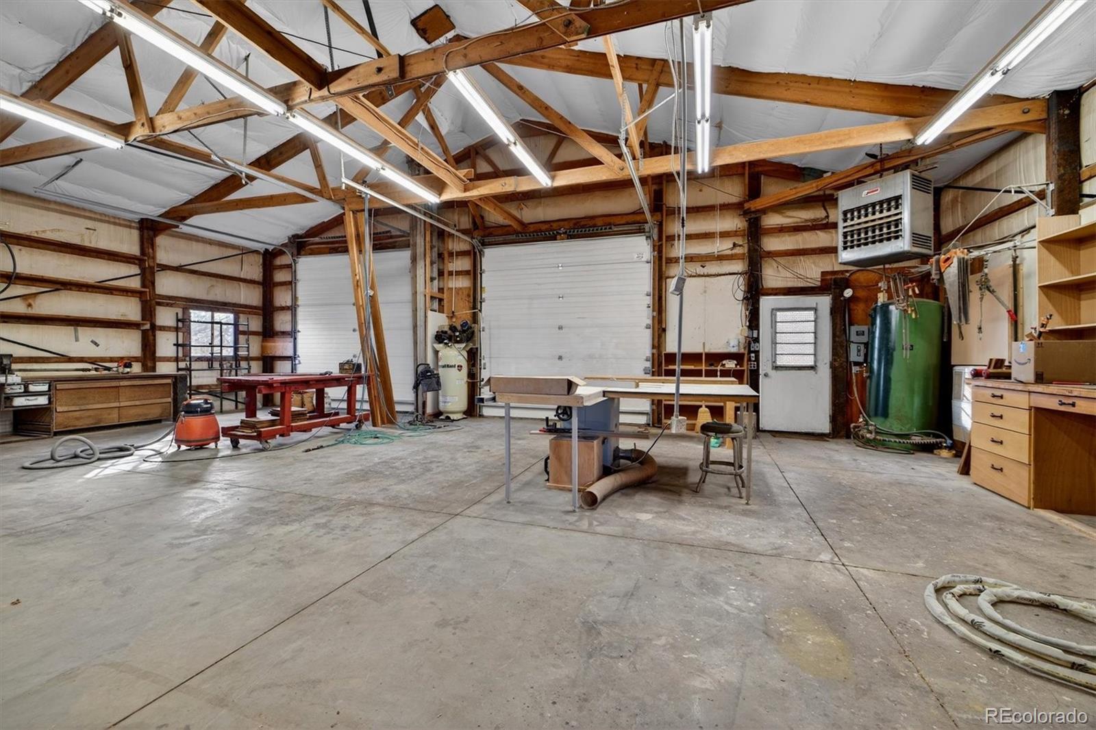 14380 Meadowlark Lane