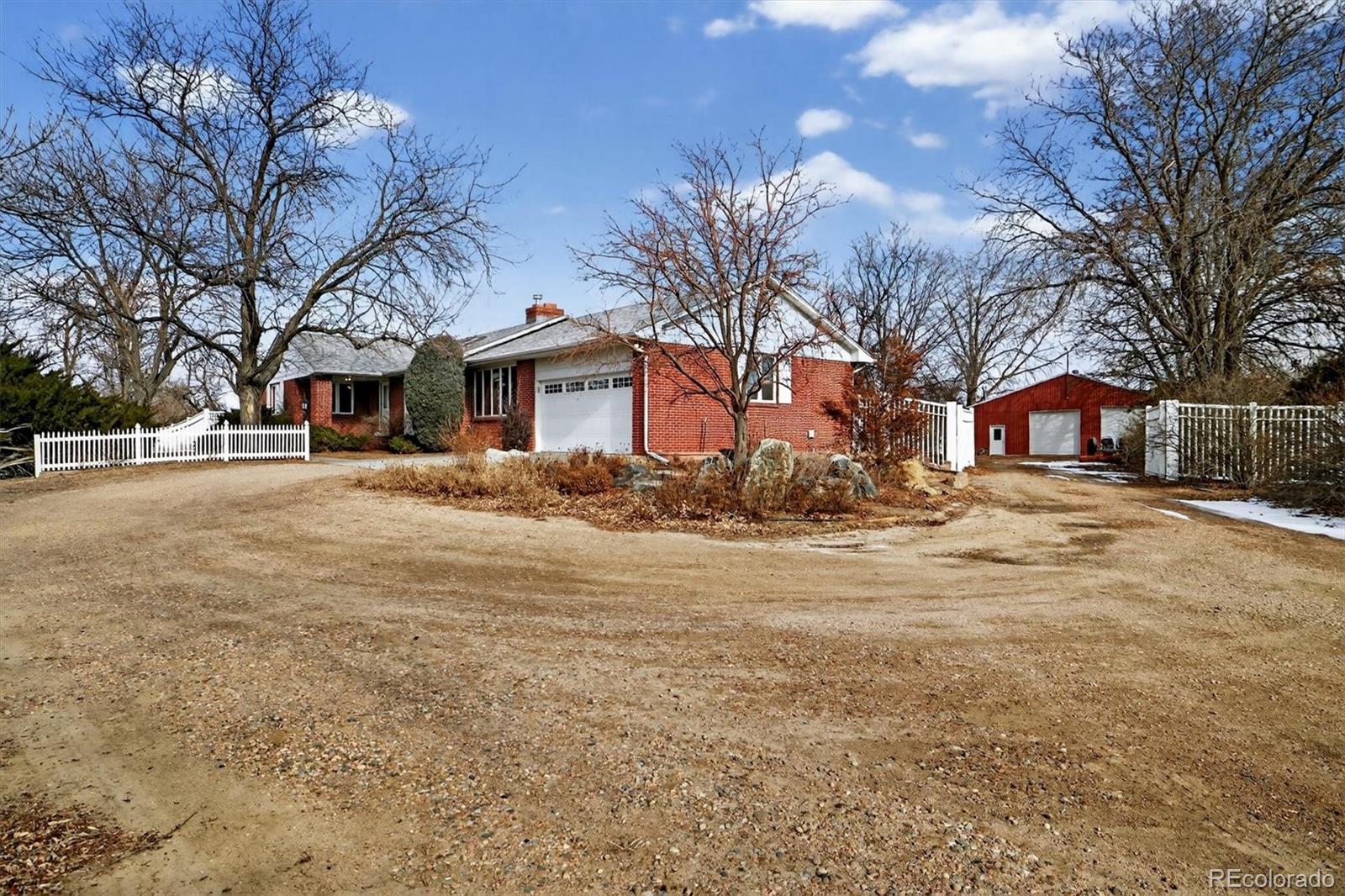 14380 Meadowlark Lane