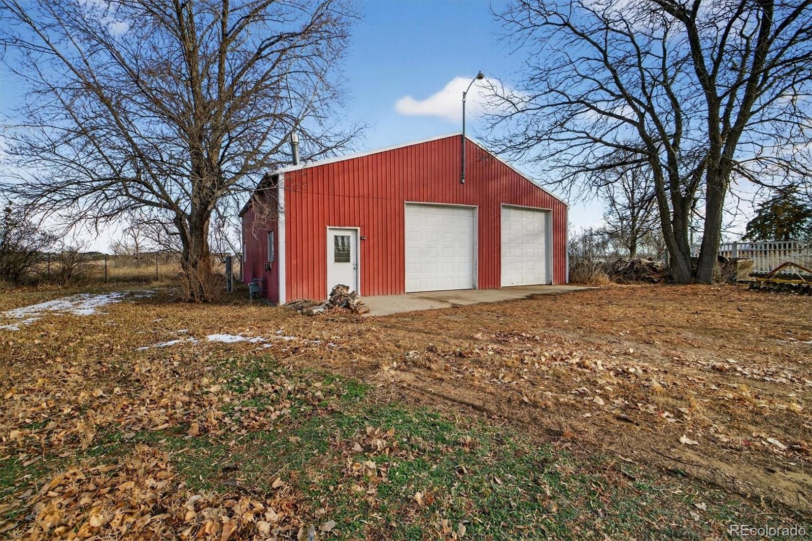 14380 Meadowlark Lane