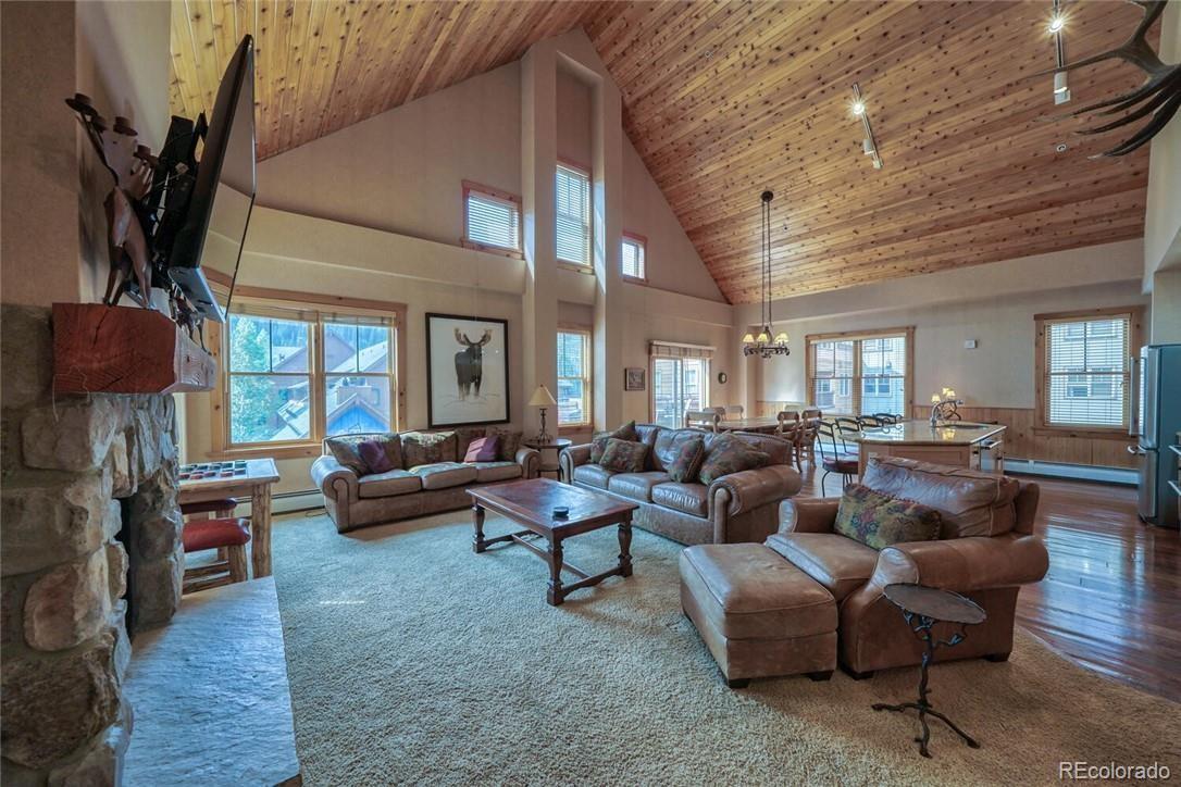 100 Dercum Square 8359