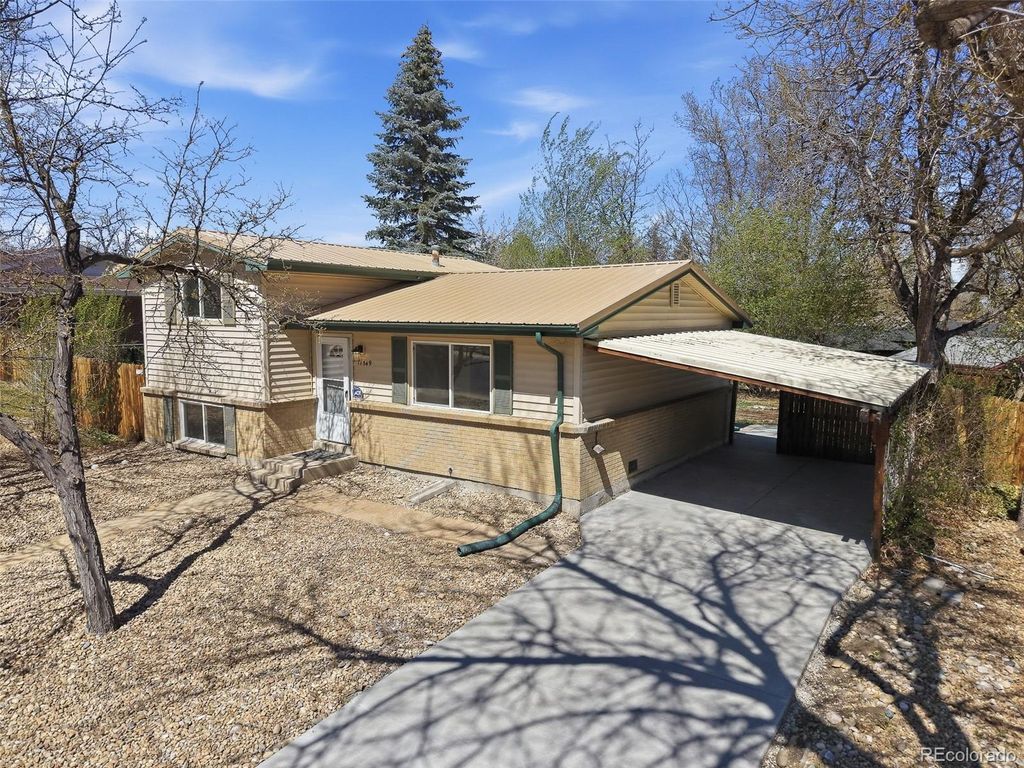 Photo of 11549 W Virginia Avenue, Lakewood, CO 80226 (MLS # 5264395)