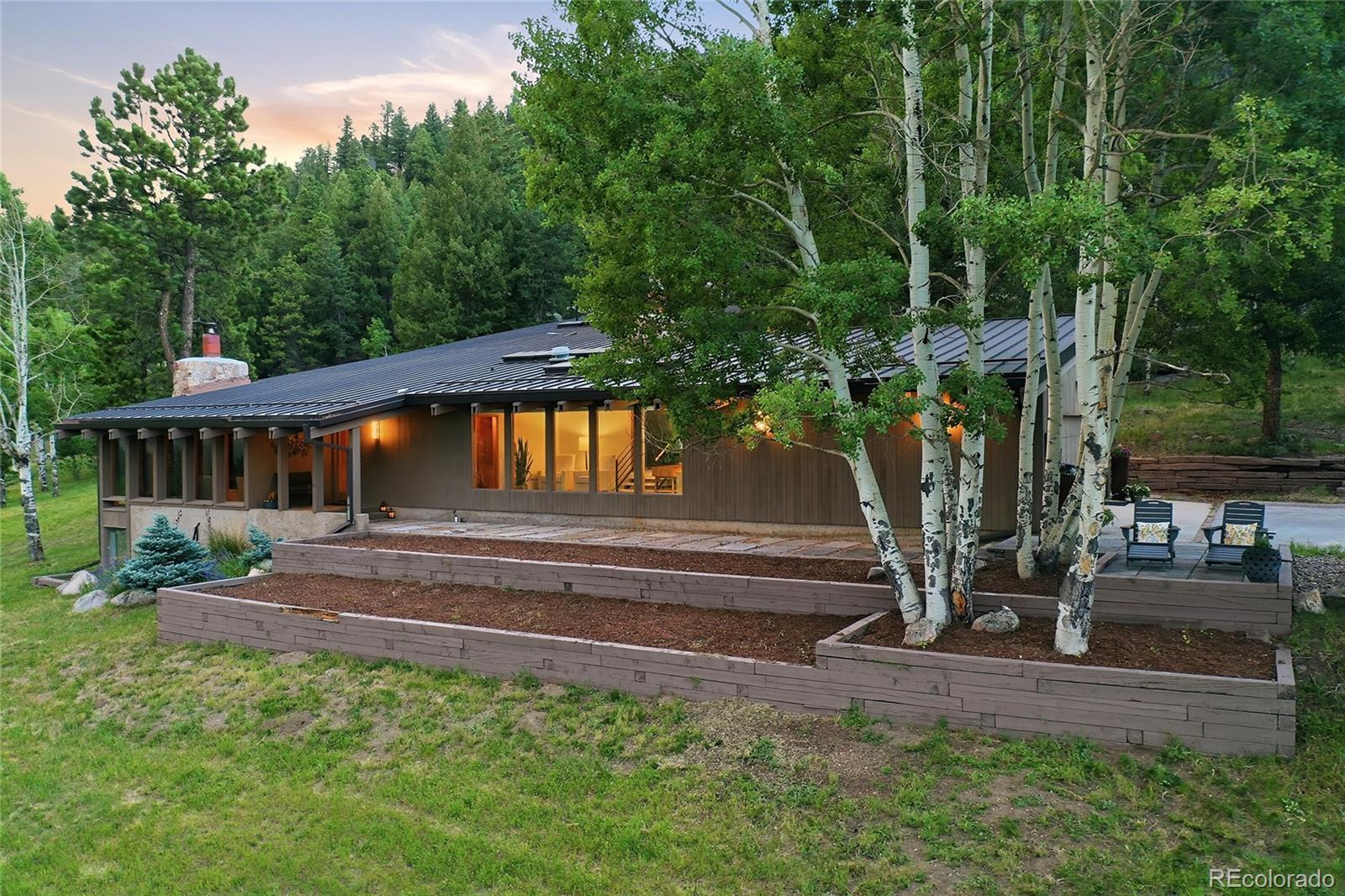 32042 Horseshoe Drive