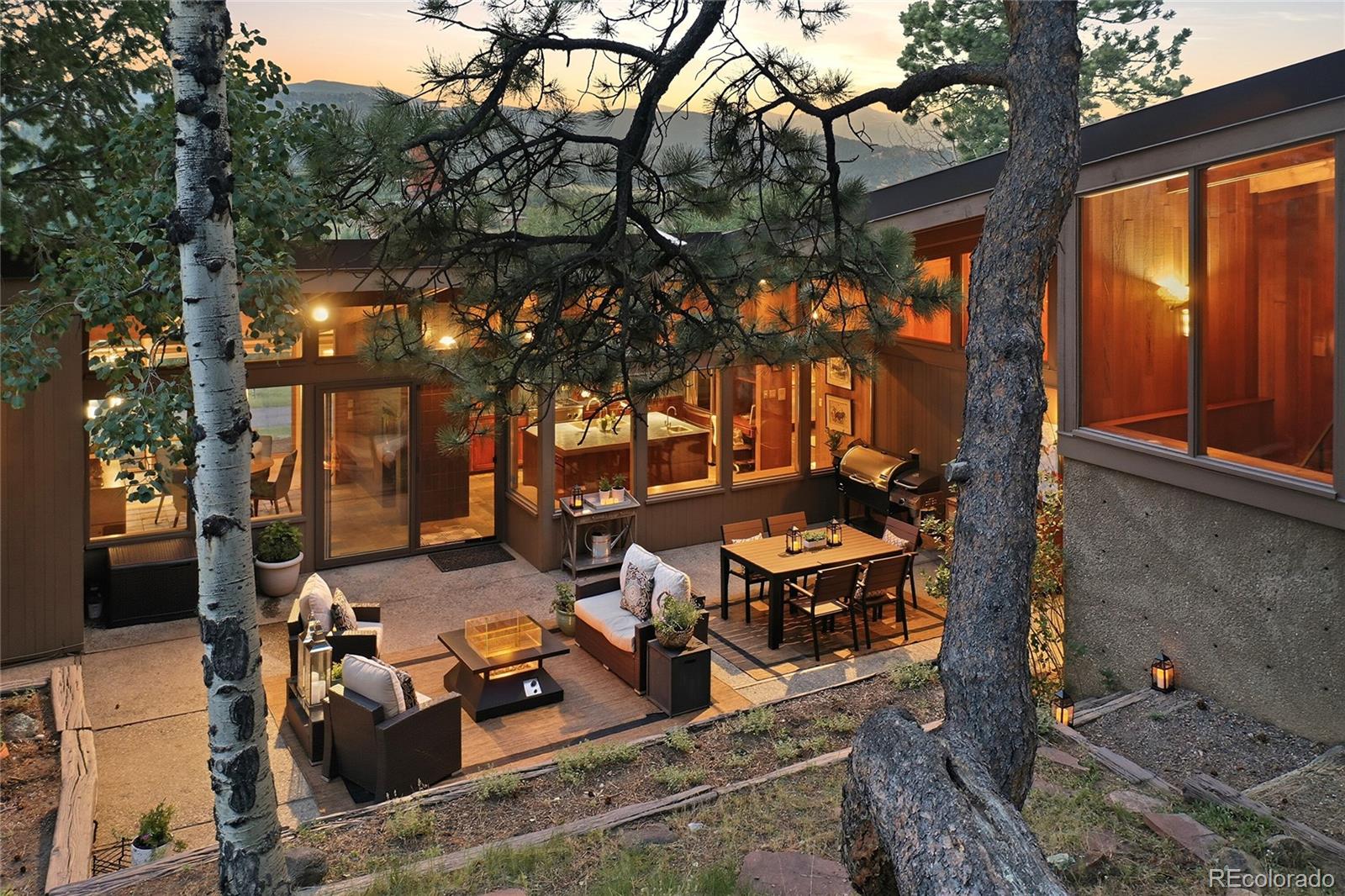 32042 Horseshoe Drive