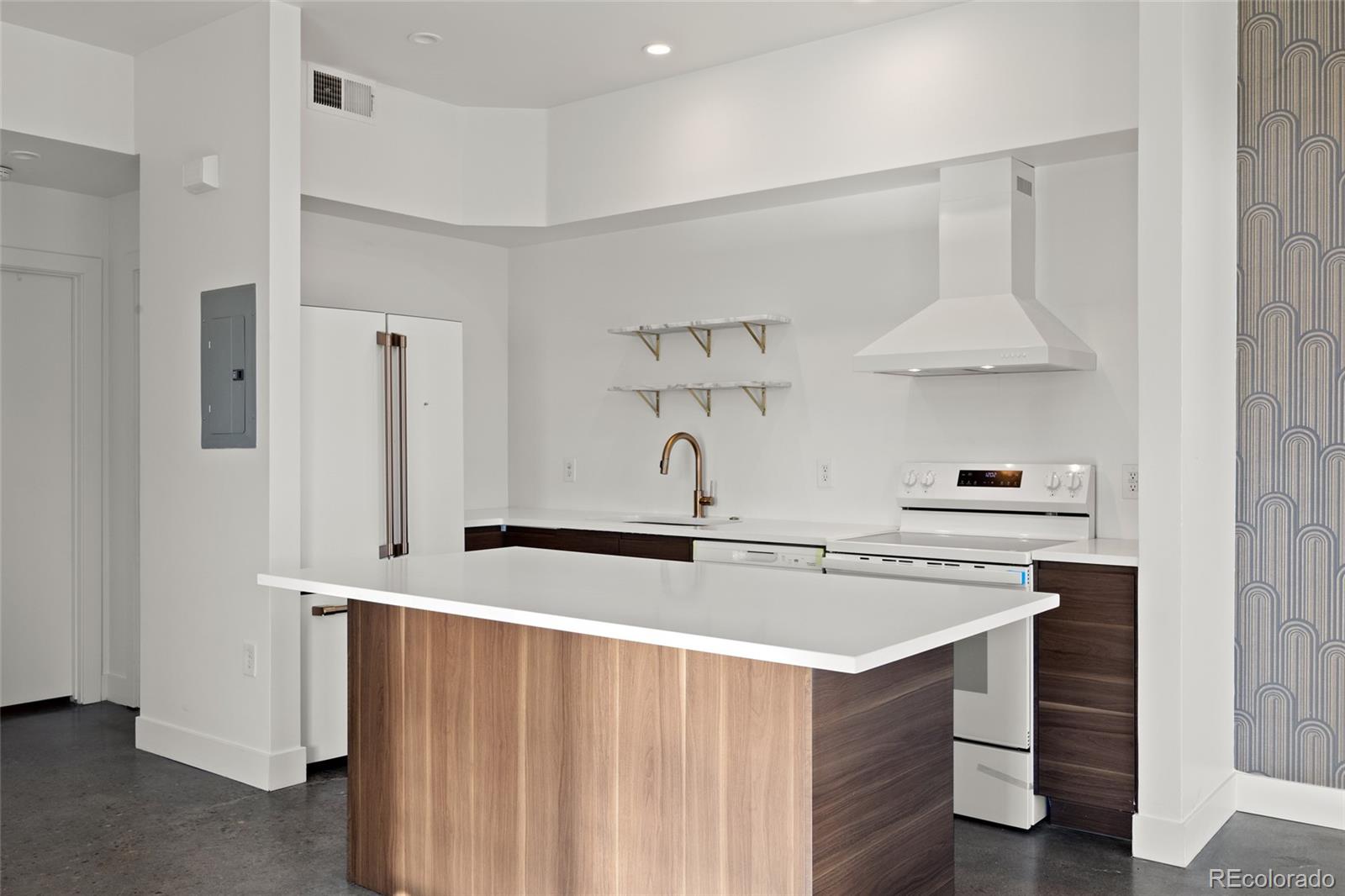 3149 Blake Street 101