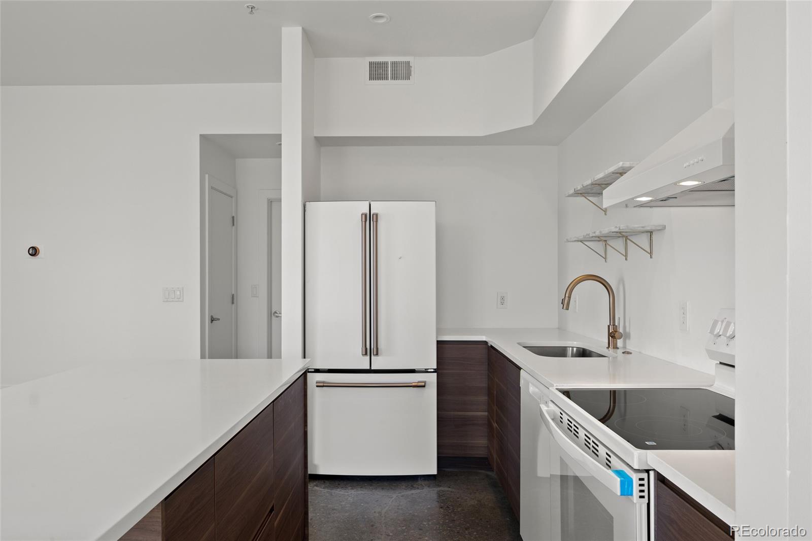 3149 Blake Street 101