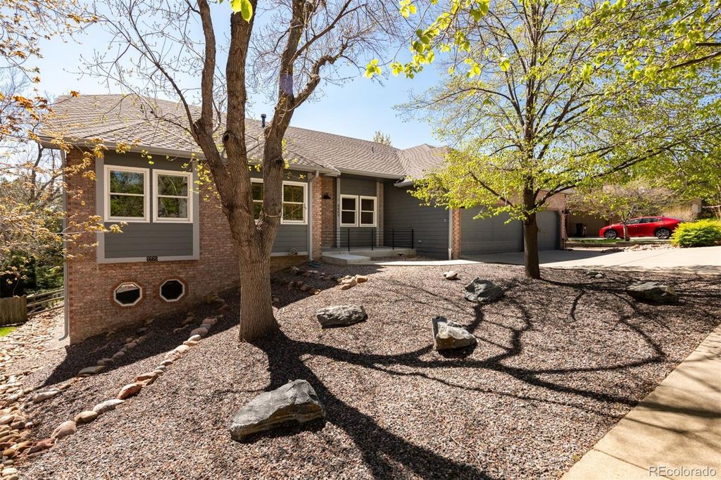 Photo of 6668 Fairways Drive, Longmont, CO 80503 (MLS # 5930006)