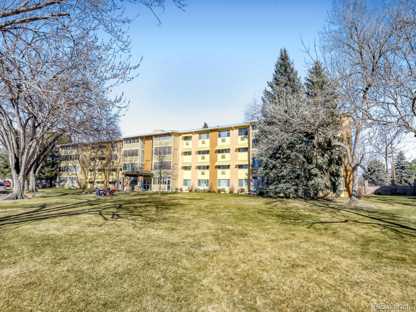 650 S Clinton Street 5C