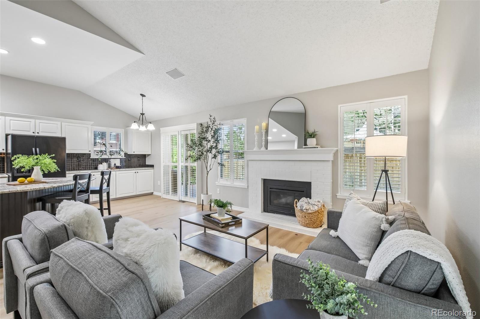 9805 Foxhill Circle
