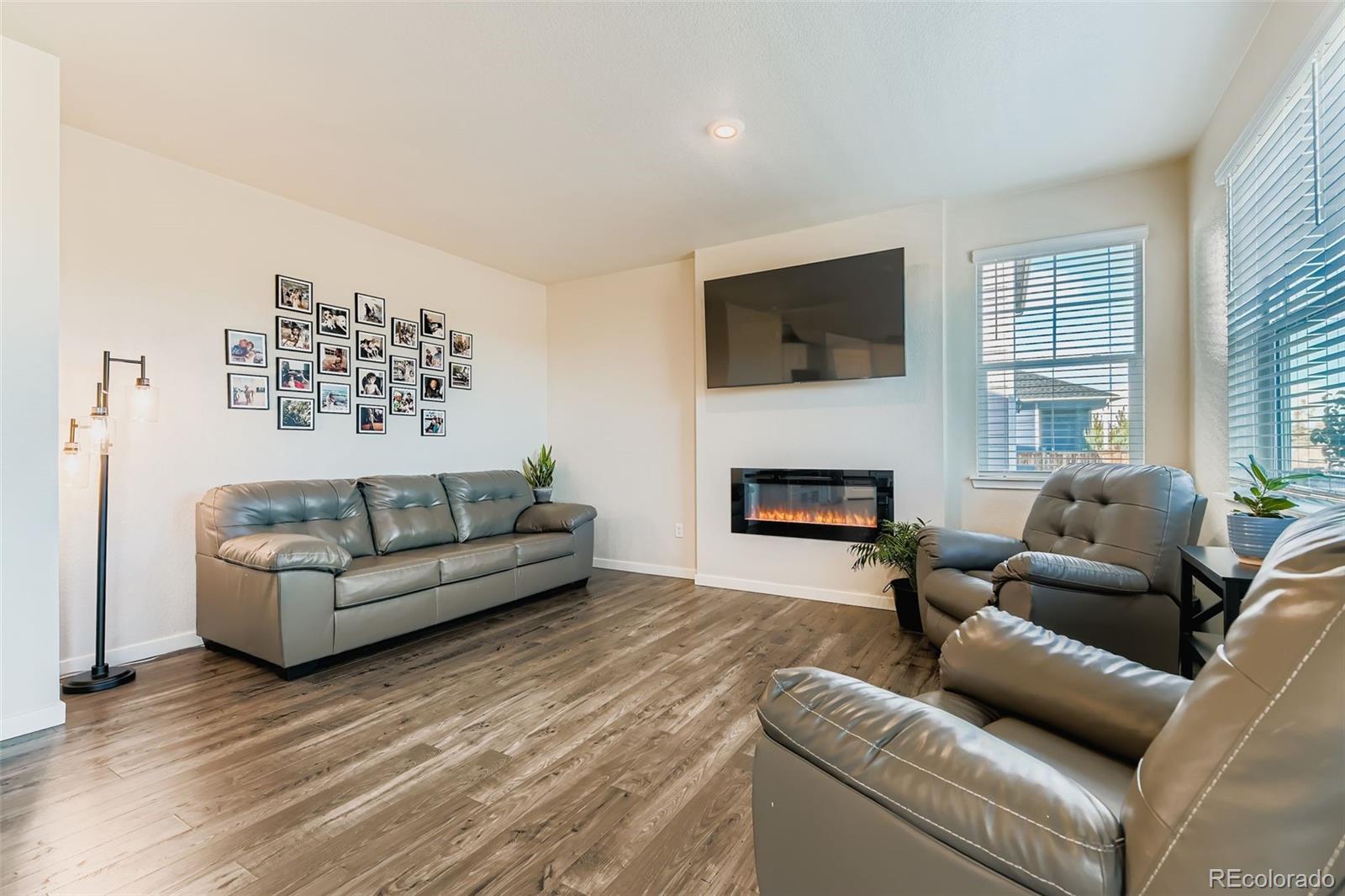 4410 Garnet Way, Longmont, CO, 80504 4 4410 Garnet Way