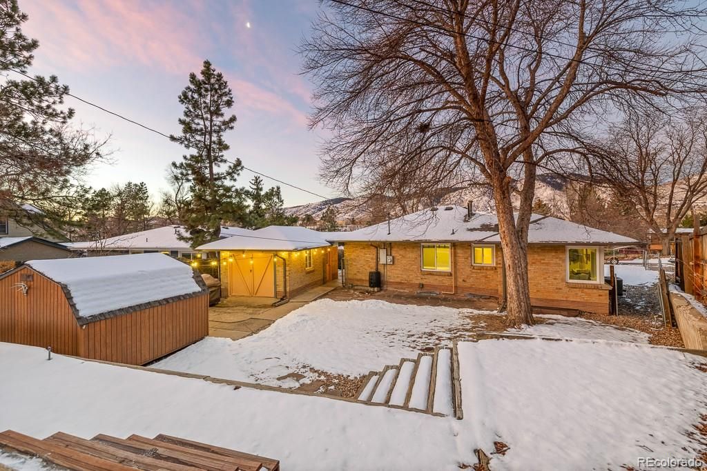 Photo of 2713 Lookout View Drive, Golden, CO 80401 (MLS # 3885490)