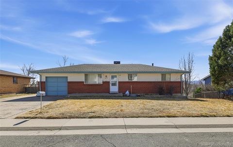 Photo of 10172 W 69th Avenue, Arvada, CO 80004 (MLS # 6566970)