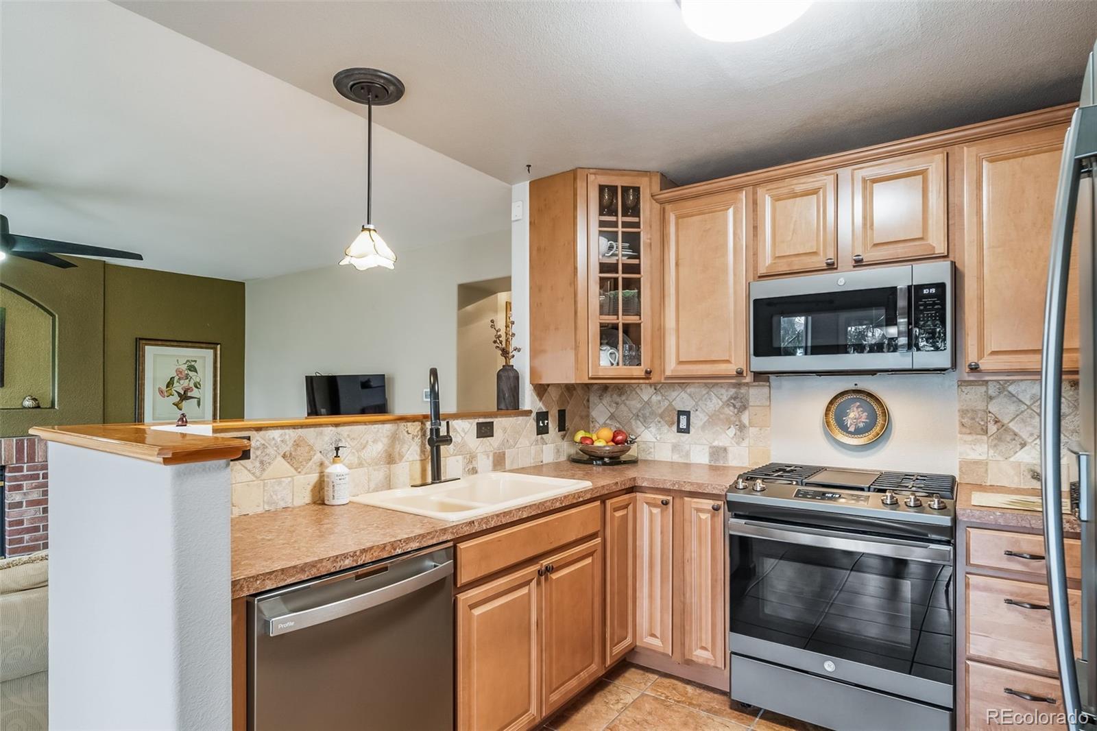 16309 Hedgeway Drive, Parker, CO, 80134 2 16309 Hedgeway Drive