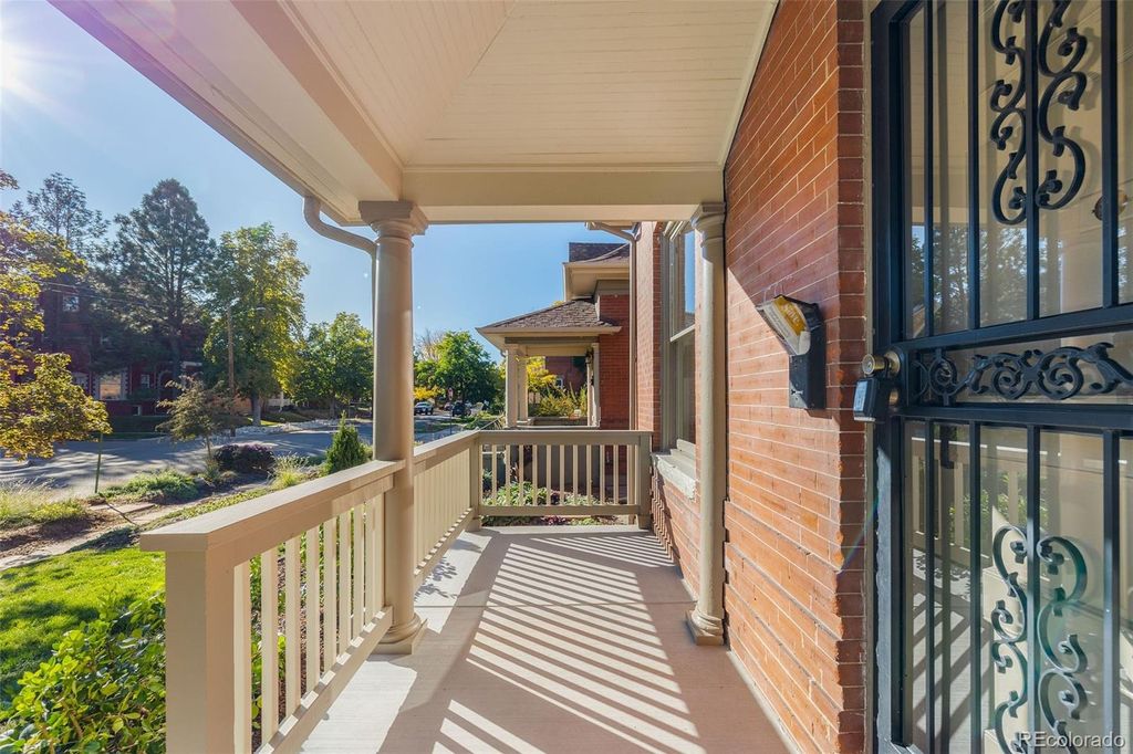 Photo of 589 S Grant Street, Denver, CO 80209 (MLS # 6778340)