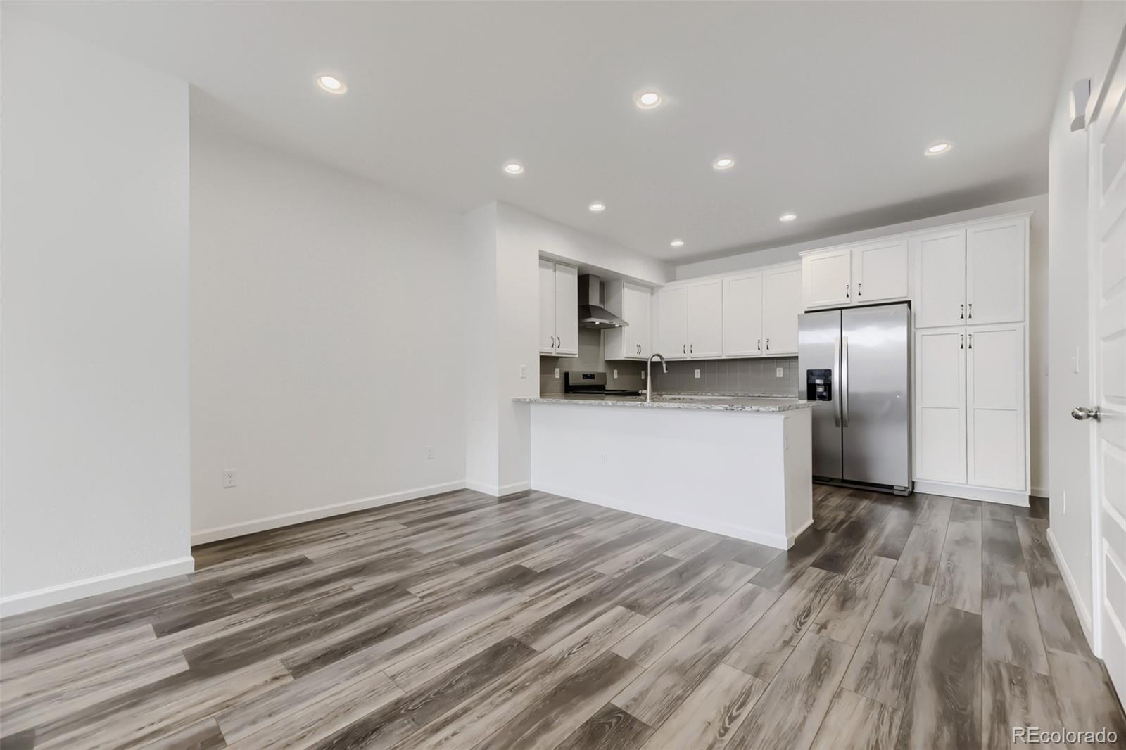 11512 Dewey Street