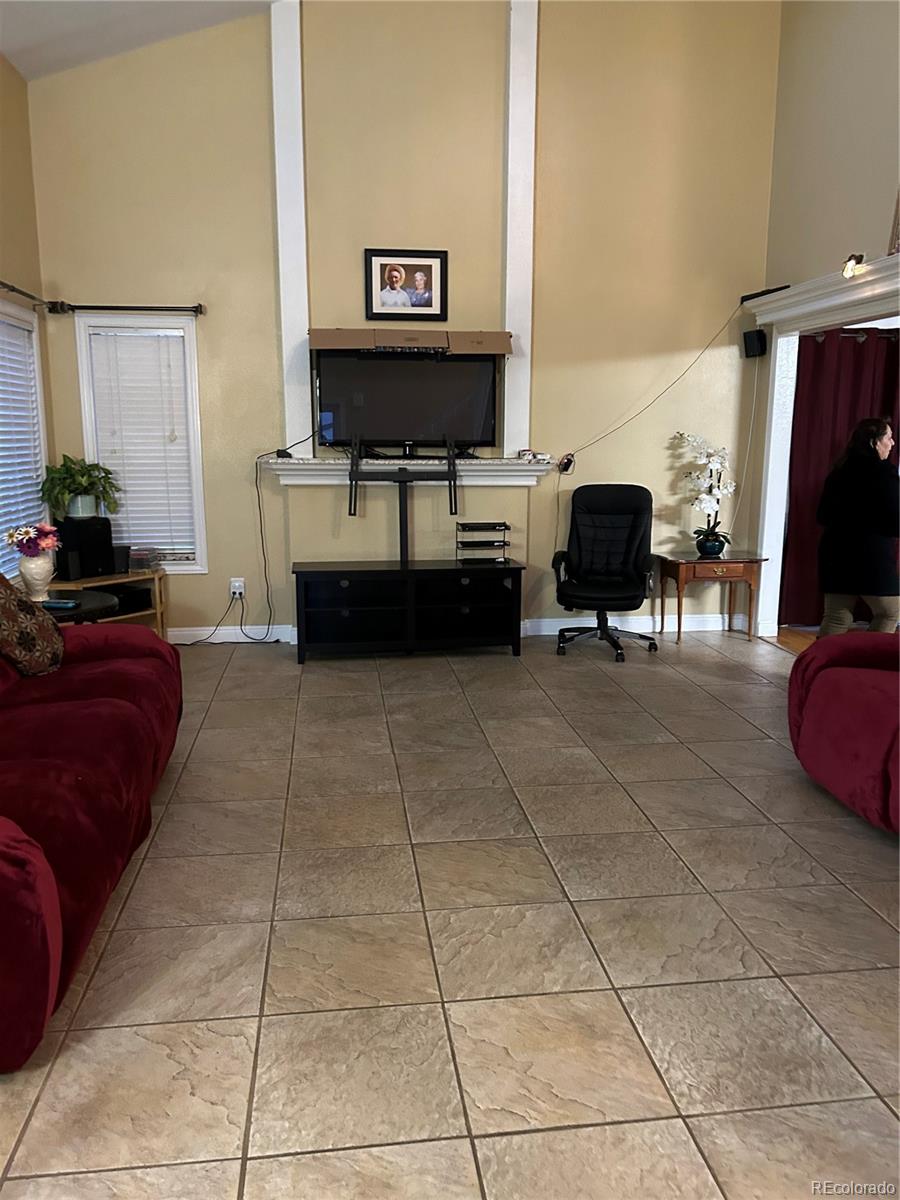 5073 E 112th Place E