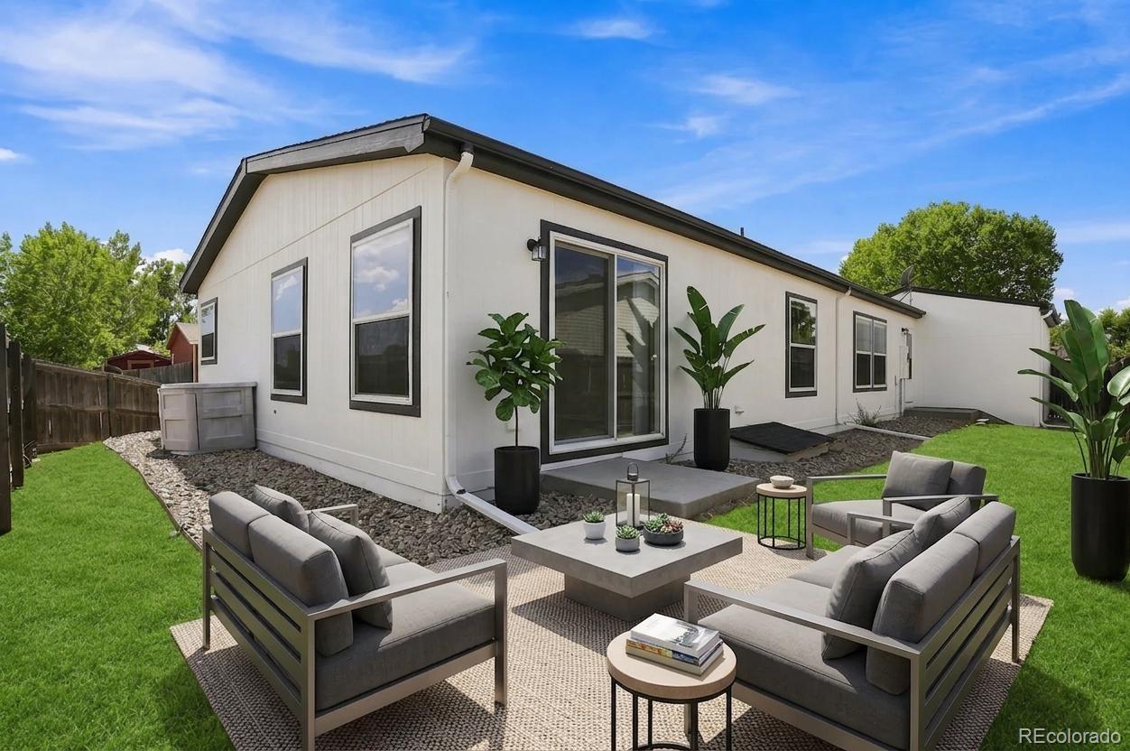 302 Apache Place